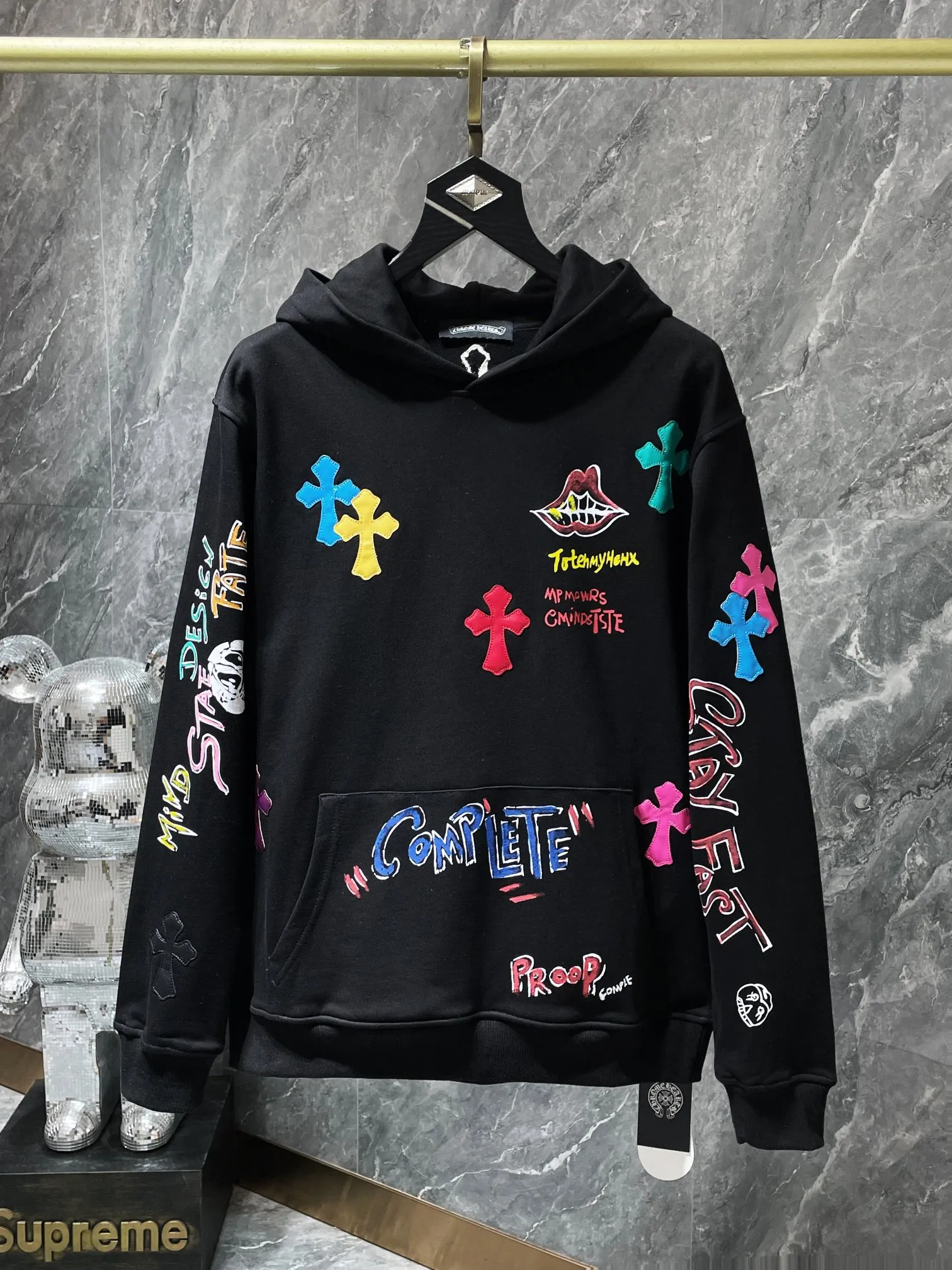 P276 Chrome Hearts Autumn and Winter 2025 Counter Synchronization Colorful cross leather Sanskrit hand-painted graffiti hooded sweatshirt Ins celebrity couple must-have, same style for men and women! The highest version! ! Imported leather! ! A must-have for internet celebrities! Recommended colors: white, black, gray Code numbers: S, M, L, XL